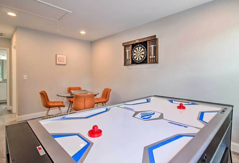 Asheville Retreat: Hot Tub, Yard & Game Room!