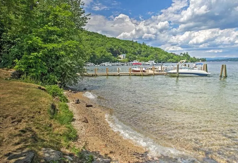 Bayside Weirs Beach Cottage < Half Mile To Pier!
