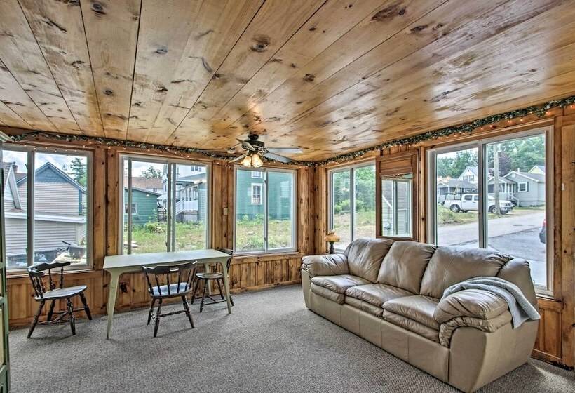 Bayside Weirs Beach Cottage < Half Mile To Pier!