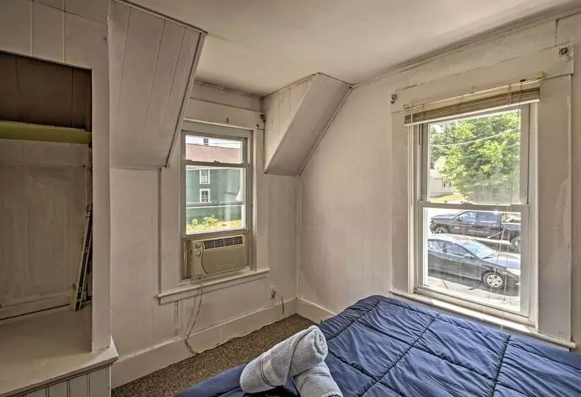 Bayside Weirs Beach Cottage < Half Mile To Pier!