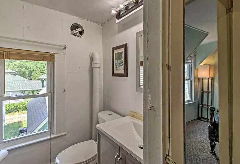 Bayside Weirs Beach Cottage < Half Mile To Pier!