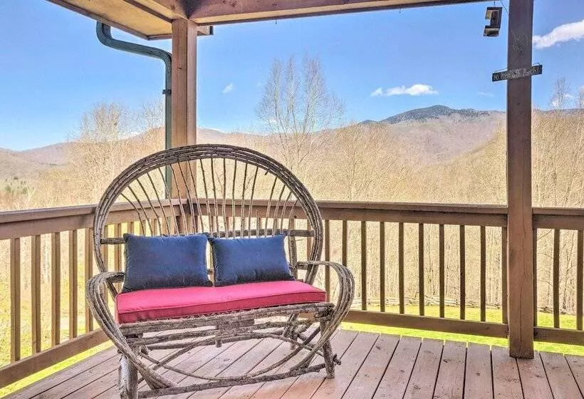 Burnsville Cabin: Wraparound Deck + Mountain View!