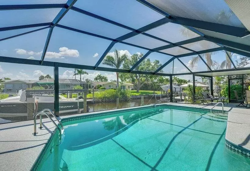 Canalfront Home W/ Dock & Pool: 5 Mi To Ft Myers!