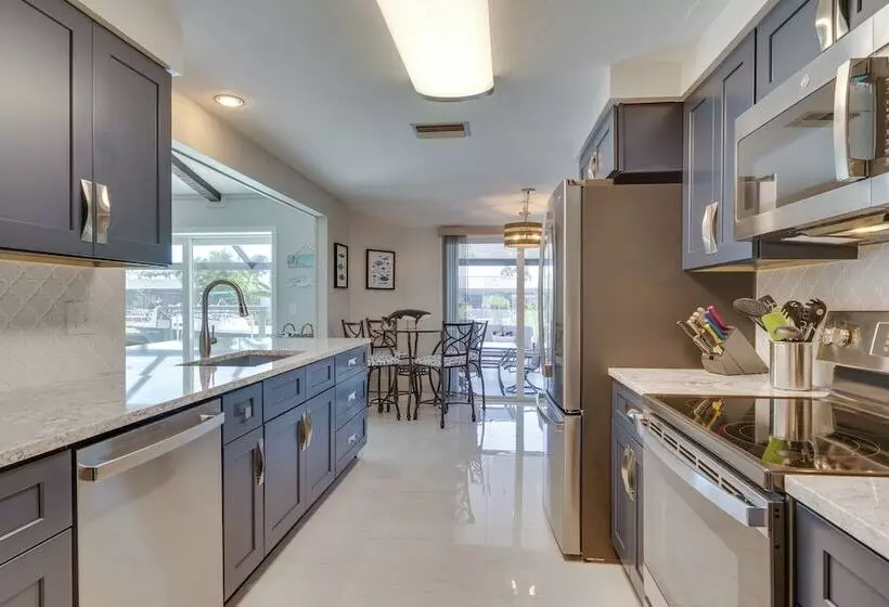 Canalfront Home W/ Dock & Pool: 5 Mi To Ft Myers!