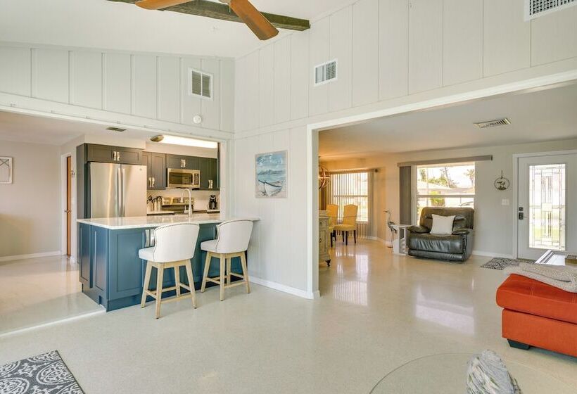 Canalfront Home W/ Dock & Pool: 5 Mi To Ft Myers!