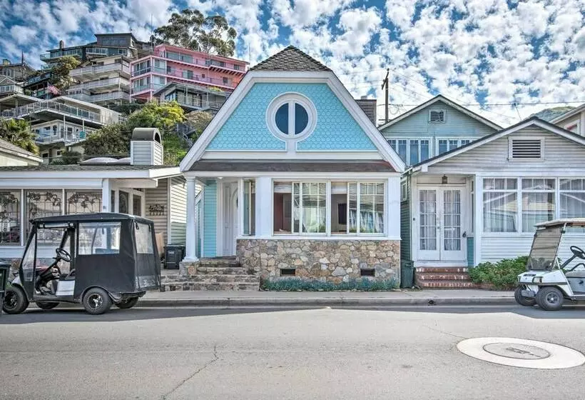 Catalina Island Home: Walk To Main Street Beach!