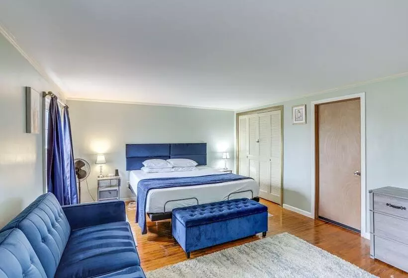 Central & Private Milan Home ~ 10 Mi To Sandusky!