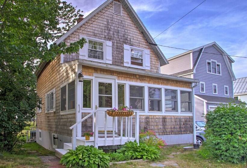 Charming Pine Point Cottage 2 Blocks To Ocean!