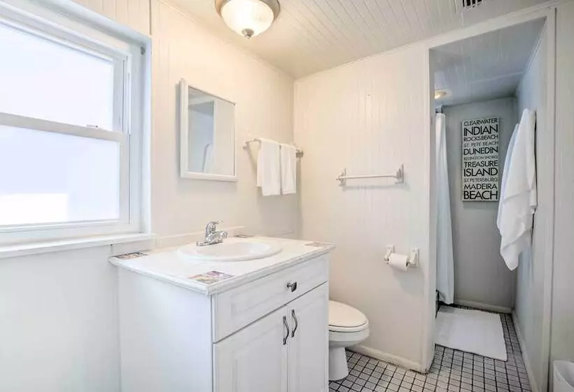 Chic Ocean Oasis W/ Heated Pool, 2 Blocks To Beach