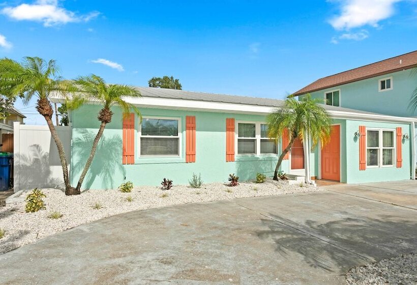 Chic Ocean Oasis W/ Heated Pool, 2 Blocks To Beach