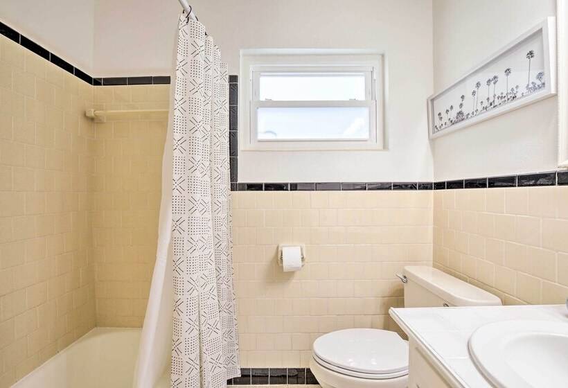 Chic Ocean Oasis W/ Heated Pool, 2 Blocks To Beach