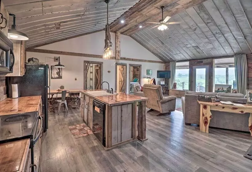 Cj S Crooked Hideaway    Secluded Retreat!