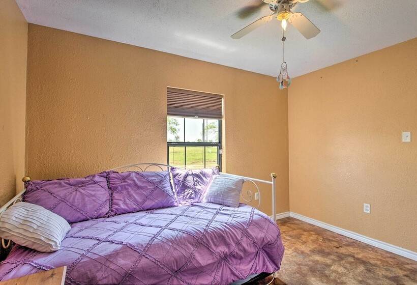 Texas Countryside Retreat On 130 Acres!