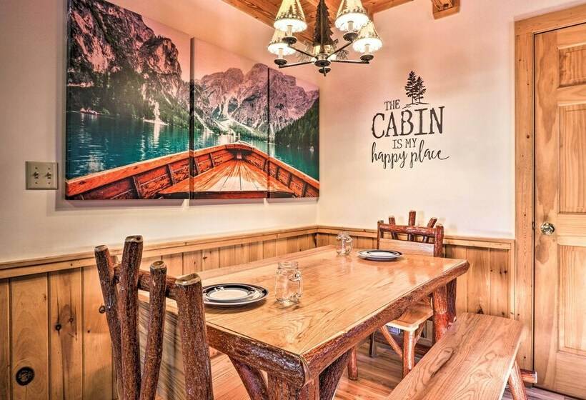 Cozy Cabin W/ Hot Tub In The Heart Of Pigeon Forge