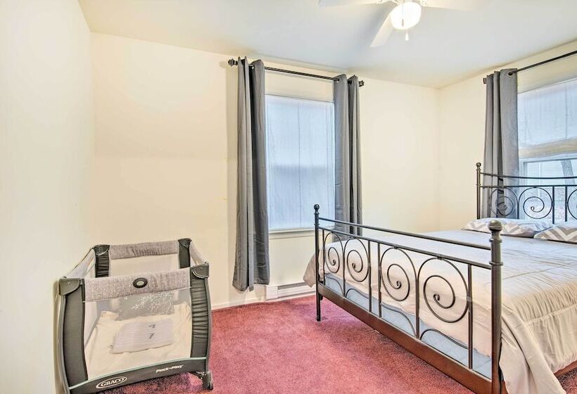 Lackawaxen Family Home W/ Lake Access!