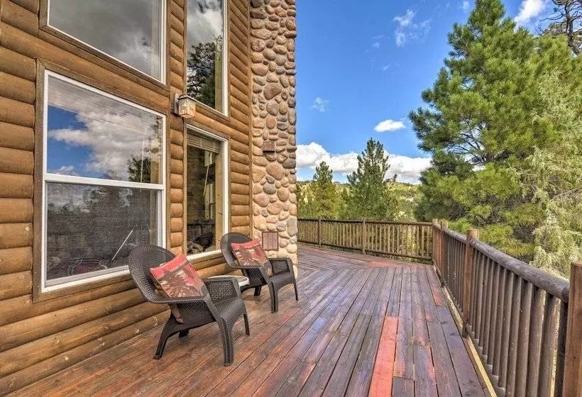 Gorgeous Alton Cabin W/ Deck + Mountain Views