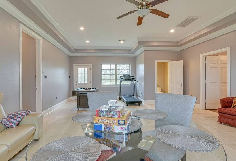 Grand Rosharon Estate On 10 Acres Of Farmland