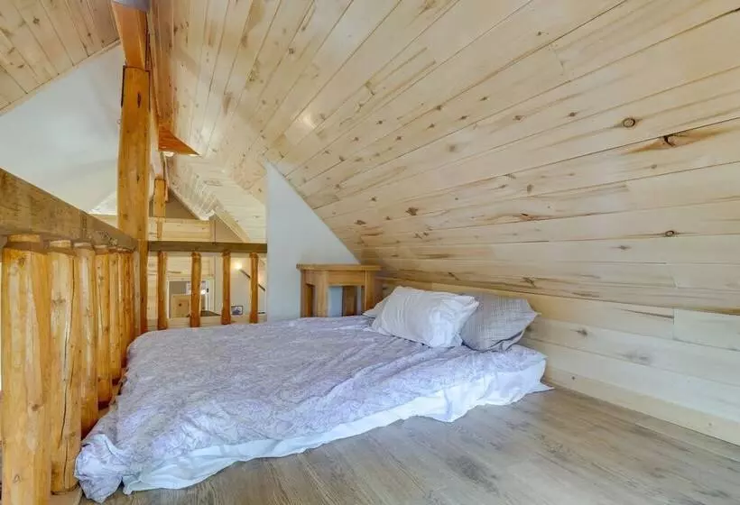 Jefferson Cabin W/ Fire Pit & Sauna Near Hiking!