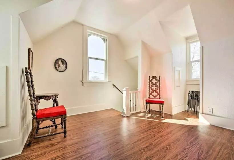 Historic Gambler House ~ 1 Mi From Riverwalk!
