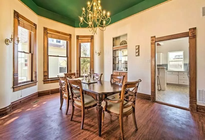 Historic Gambler House ~ 1 Mi From Riverwalk!