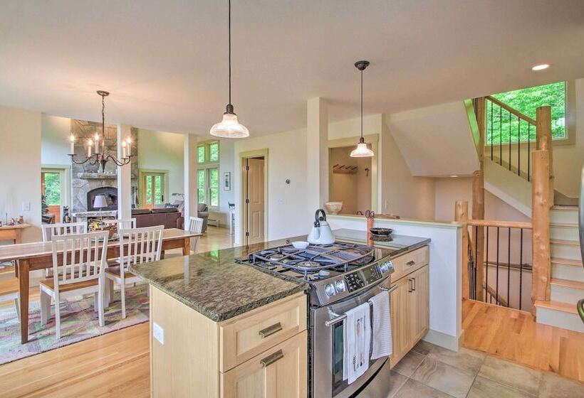 Home W/ Fire Pit, 7 Mi To Attitash Mtn Resort