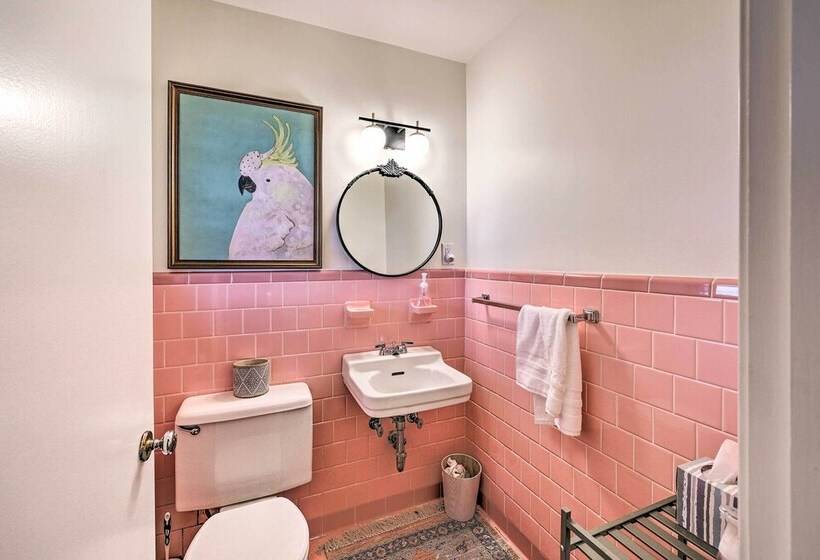 Waterfront Home W/ Dock > 3 Mi To Oaklawn Racing!