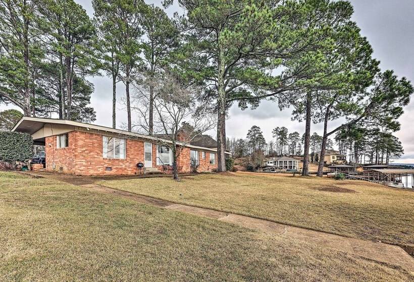 Waterfront Home W/ Dock > 3 Mi To Oaklawn Racing!