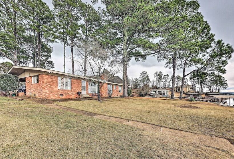 Waterfront Home W/ Dock > 3 Mi To Oaklawn Racing!