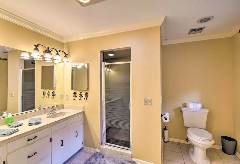 Jacksonville Home On 1 Acre ~ 6 Mi To Beach!