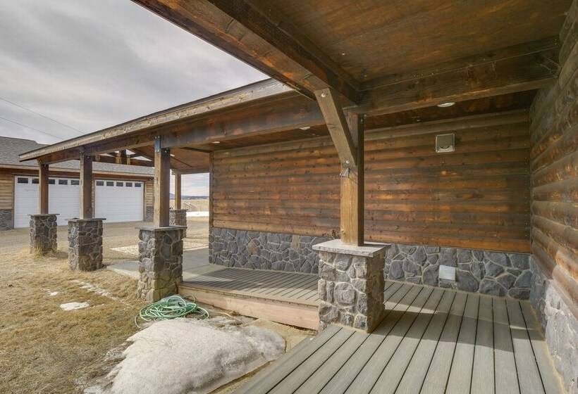 Jefferson Home W/ Mountain Views & Horse Pastures