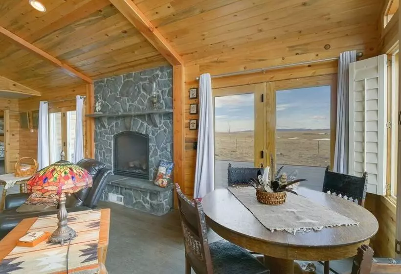 Jefferson Home W/ Mountain Views & Horse Pastures