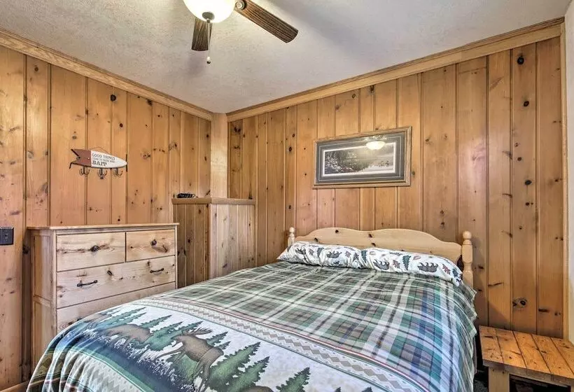 Lake Gogebic Retreat: Hike, Fish & Snowmobile!