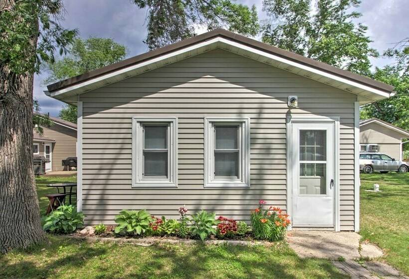 Lovely Lakefront Hideaway Bring Your Boat!