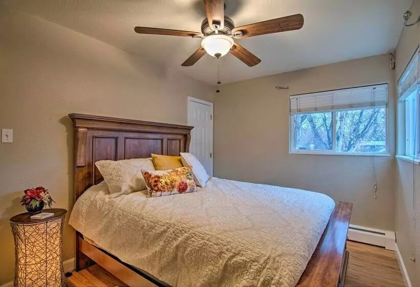 Modern Creekside Home: 9 Mi To Downtown Denver