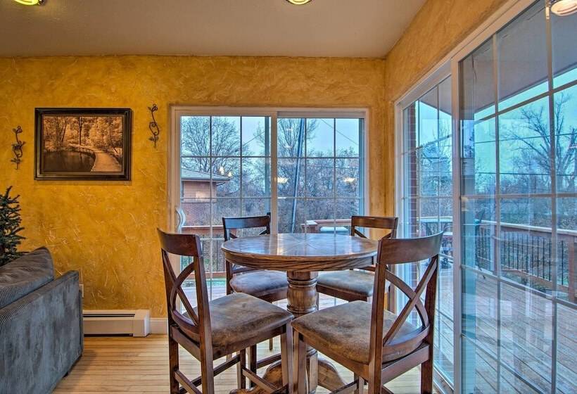 Modern Creekside Home: 9 Mi To Downtown Denver