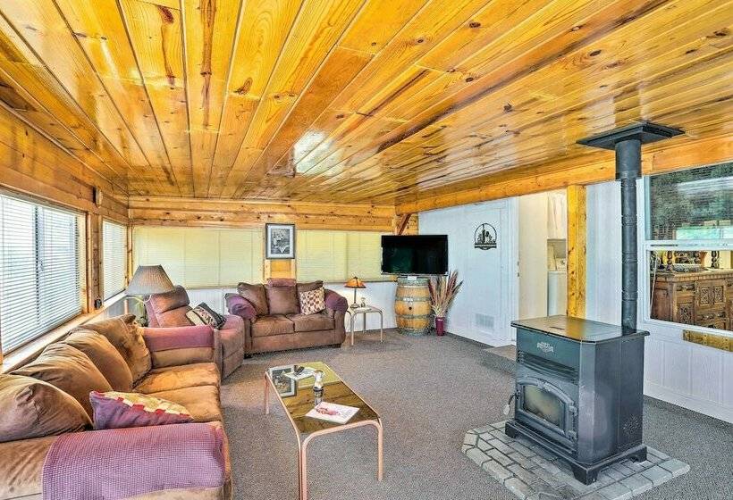 Mtn Gate Guest House ~ 6 Mi To Shasta Lake!