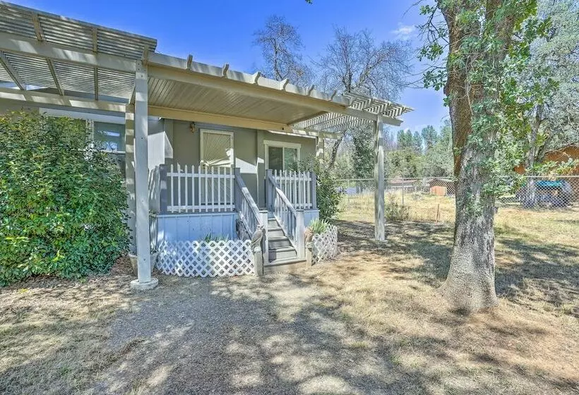 Mtn Gate Guest House ~ 6 Mi To Shasta Lake!