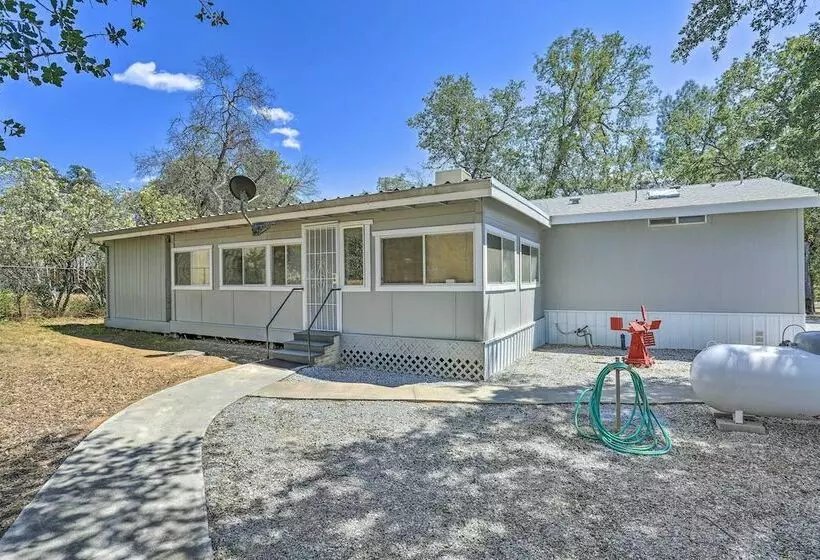 Mtn Gate Guest House ~ 6 Mi To Shasta Lake!