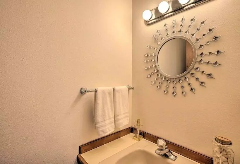 Oceanfront Ferndale Oasis W/ Fire Pit, Grill!