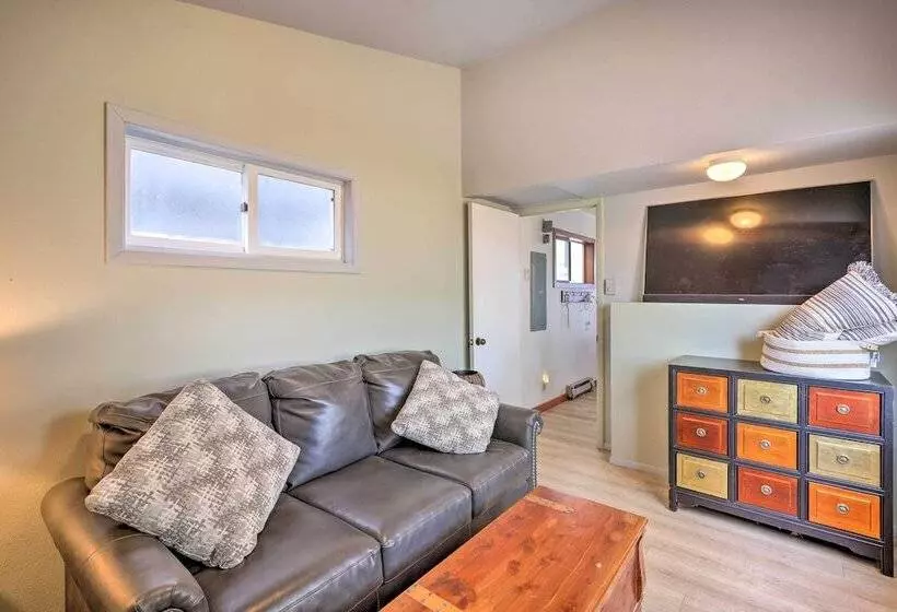 Oceanfront Ferndale Oasis W/ Fire Pit, Grill!