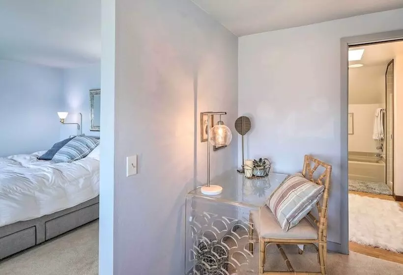 Oceanfront Ferndale Oasis W/ Fire Pit, Grill!