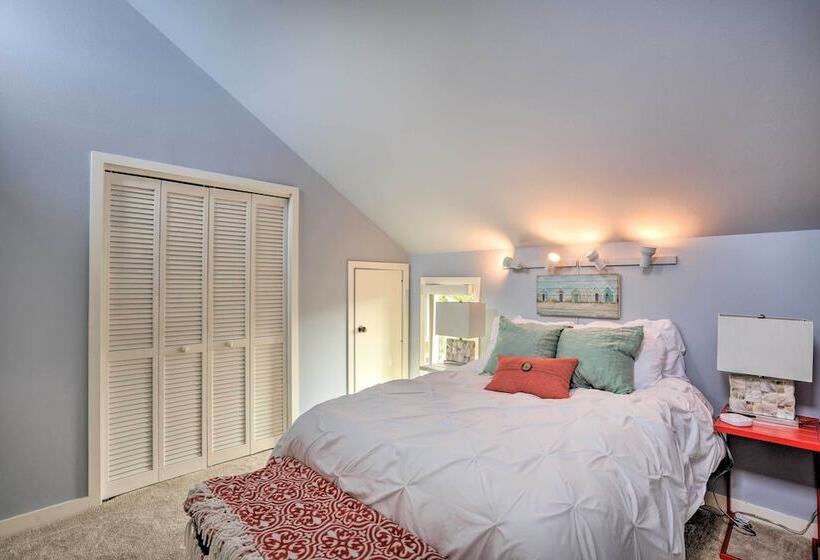 Oceanfront Ferndale Oasis W/ Fire Pit, Grill!