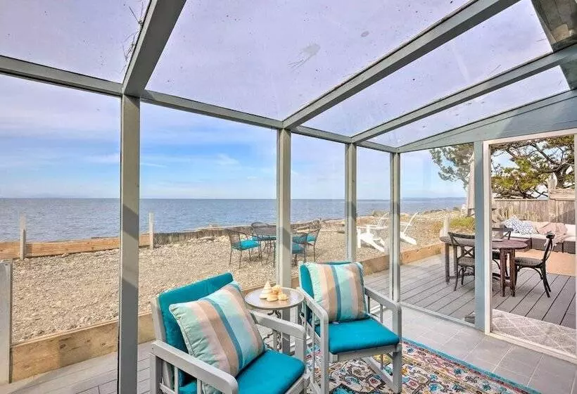 Oceanfront Ferndale Oasis W/ Fire Pit, Grill!