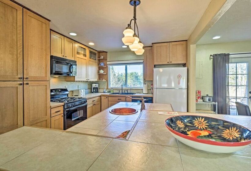 Quaint Leadville Home W/ Grill: Walk To Dtwn!