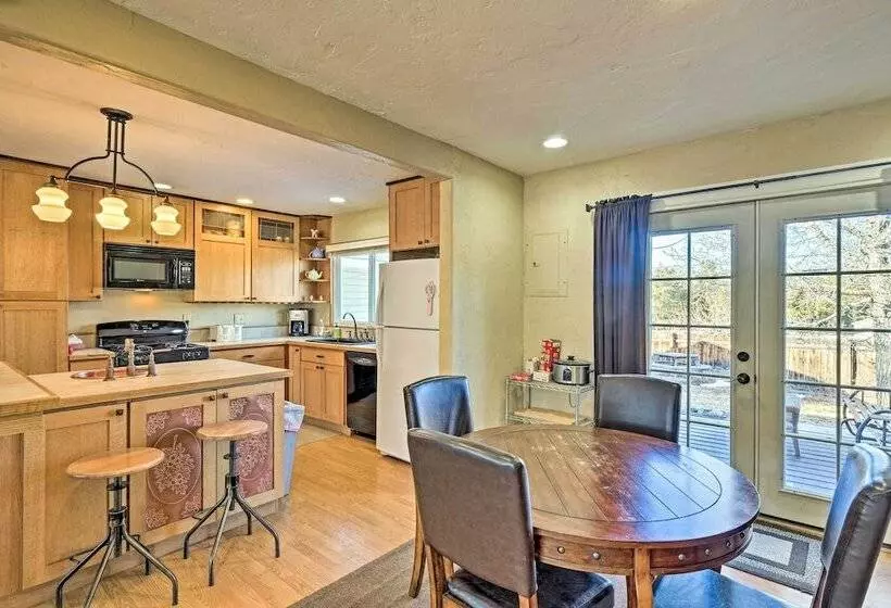 Quaint Leadville Home W/ Grill: Walk To Dtwn!