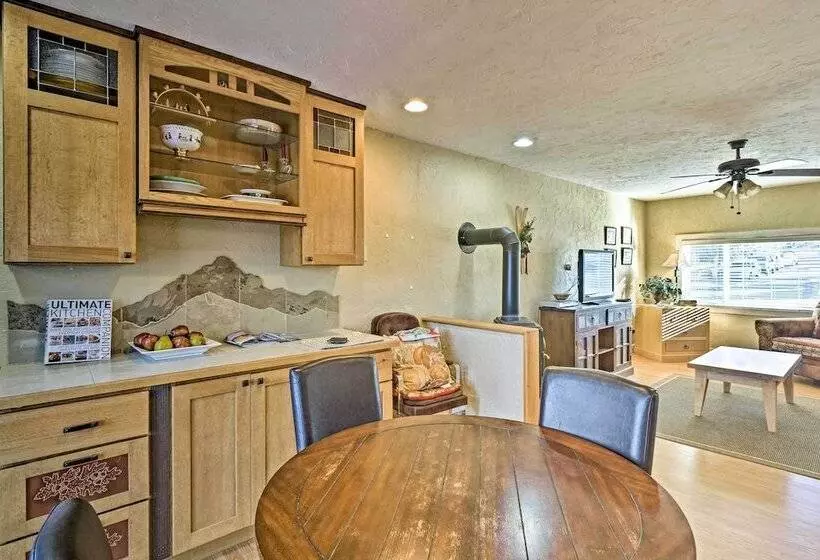 Quaint Leadville Home W/ Grill: Walk To Dtwn!