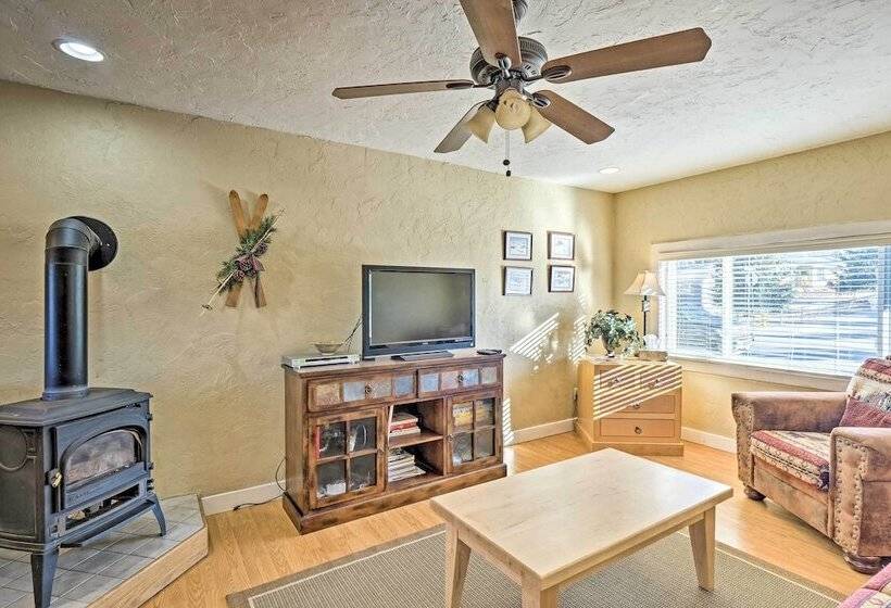 Quaint Leadville Home W/ Grill: Walk To Dtwn!