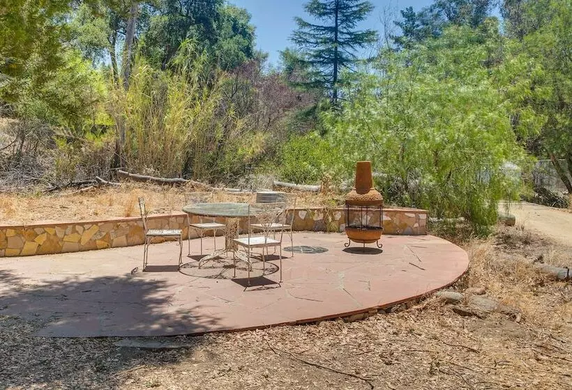 Topanga Canyon Rustic Treetop Trailer On 16 Acres!