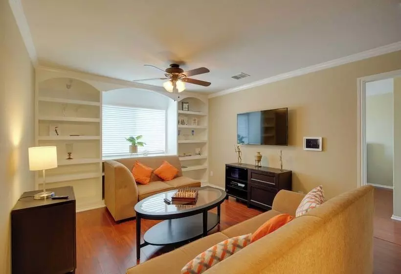 San Antonio Home W/ Pool Access: Near Lackland Afb