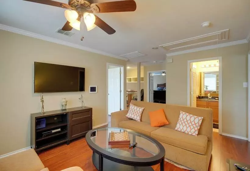 San Antonio Home W/ Pool Access: Near Lackland Afb